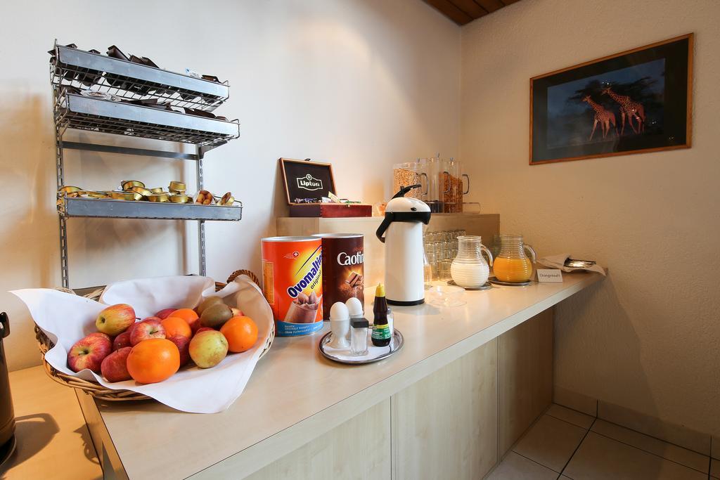 Hotel Grüsch Kültér fotó
