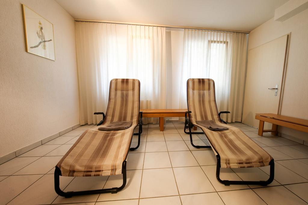 Hotel Grüsch Kültér fotó